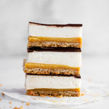 homemade marshmallow s'mores