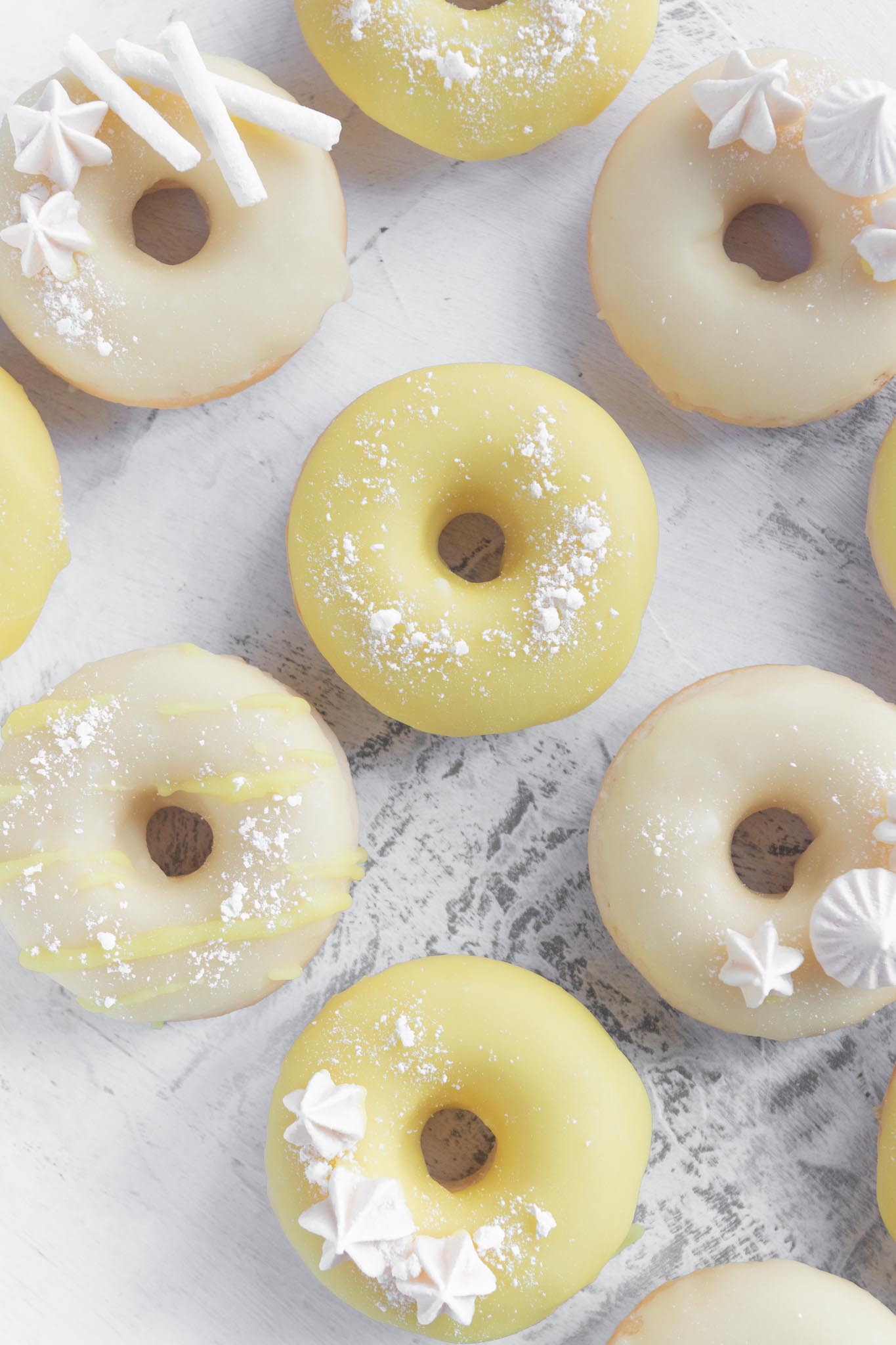 lemon meringue cake donuts