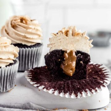 cross section of biscoff cupcake
