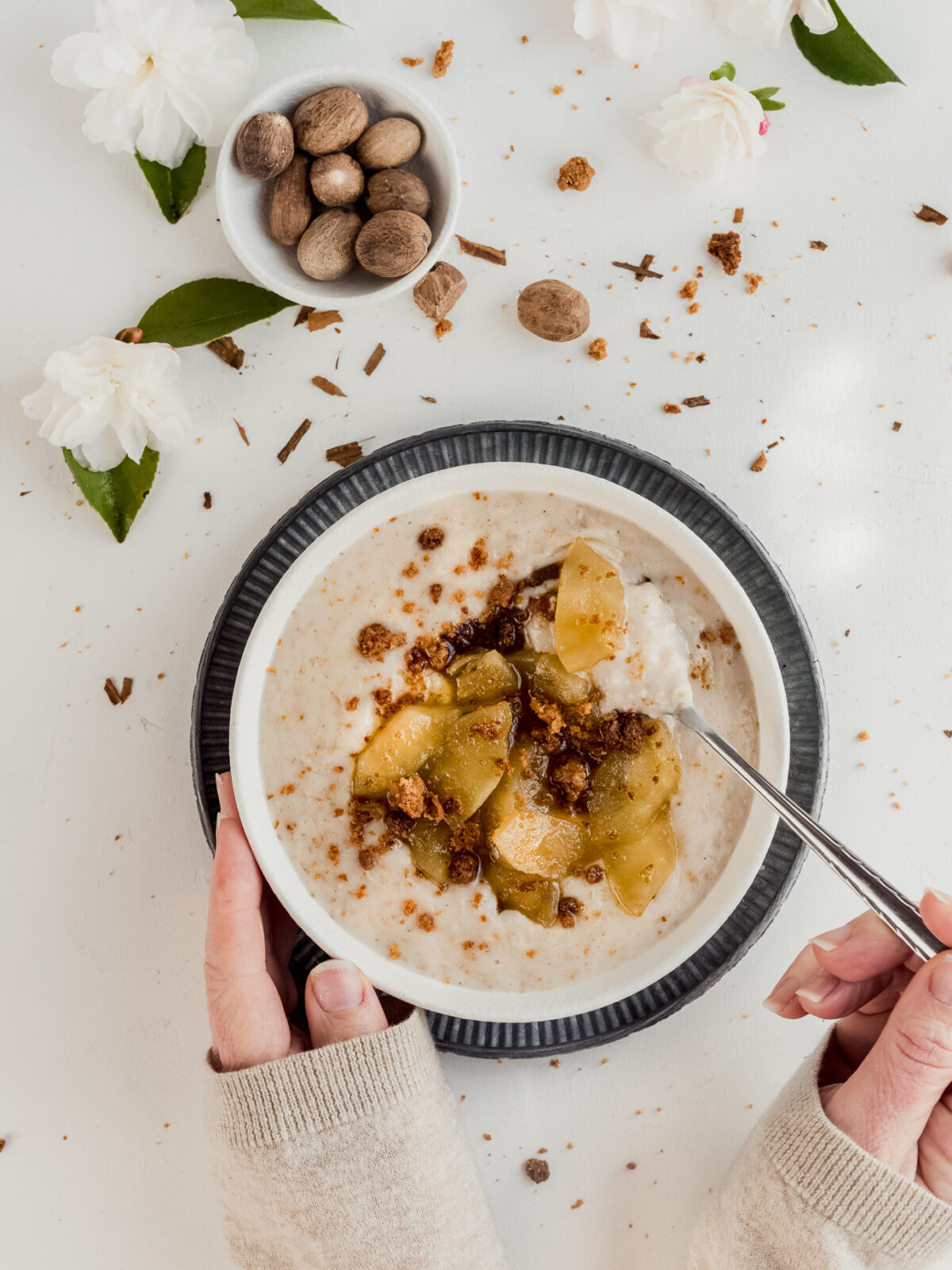 taking a scoop of apple pie porridge.