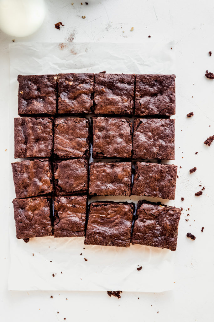 16 brownie squares