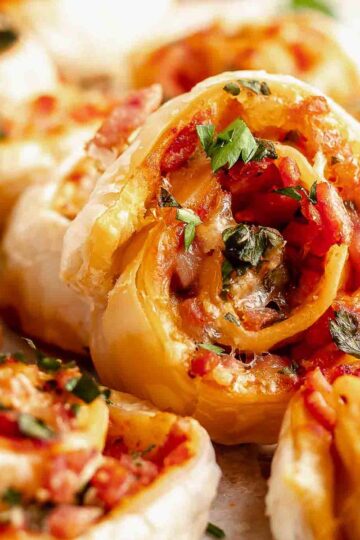 how-to-make-quick-and-easy-pizza-pinwheels