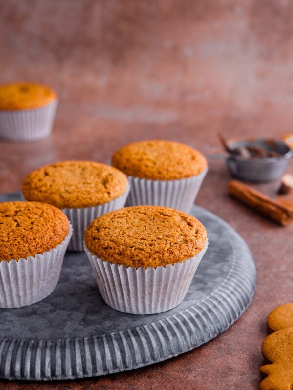 gingerbread cupcakes before frosting