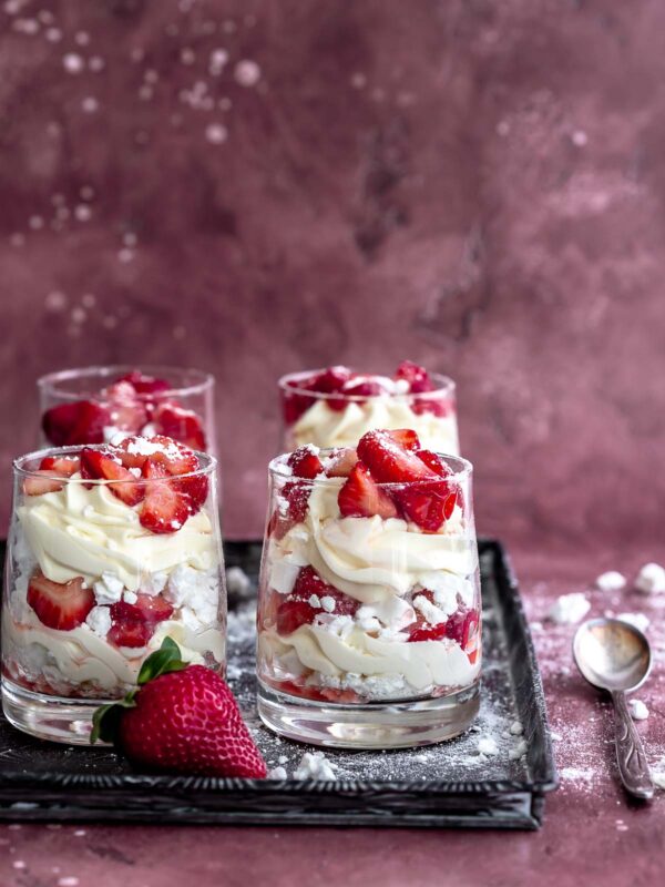 4 glasses of Eton Mess