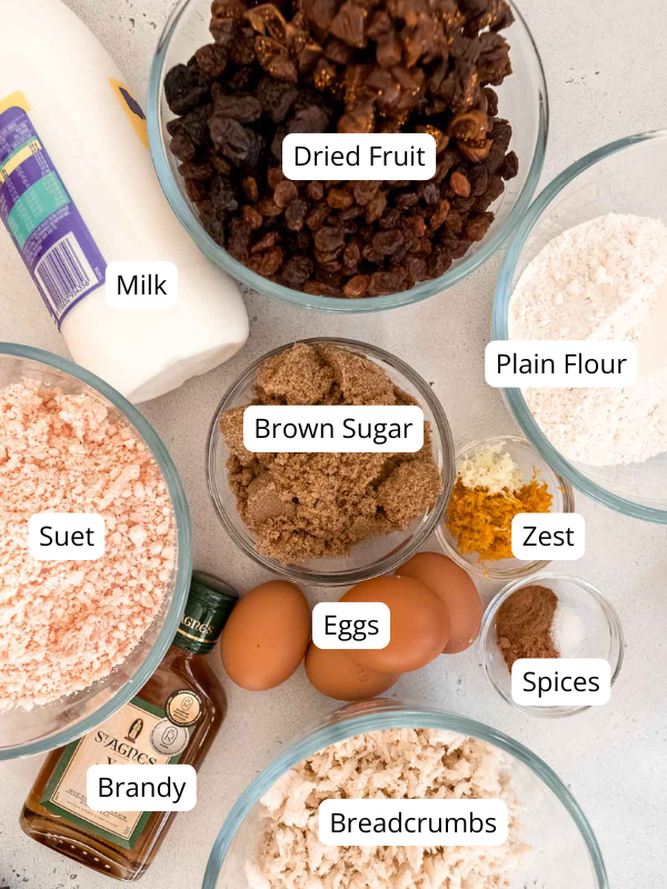 ingredients needed to make a traditional christmas pudding