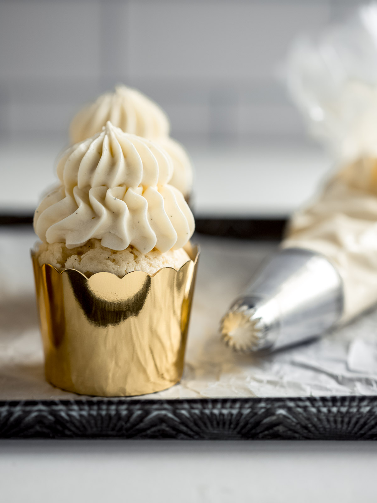 How to make fluffy simple vanilla cupcakes.