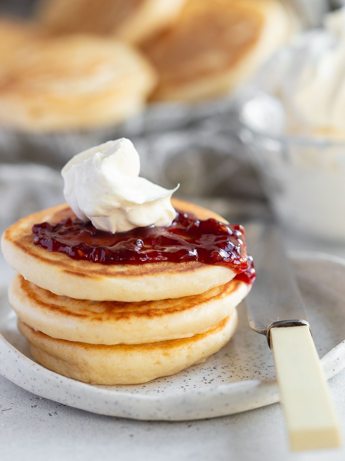 An easy pikelet recipe that yields 16 fluffy and soft pikelets. Top with jam and chantilly cream.