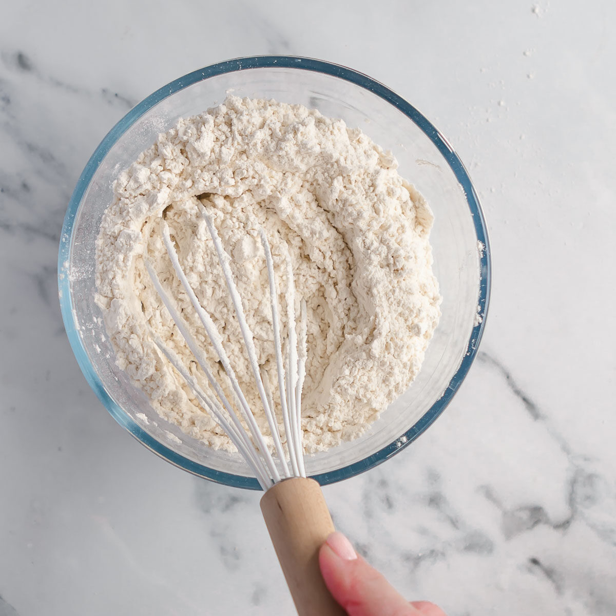 Making a 3 layer vanilla  or sheet cake: combining the dry ingredients