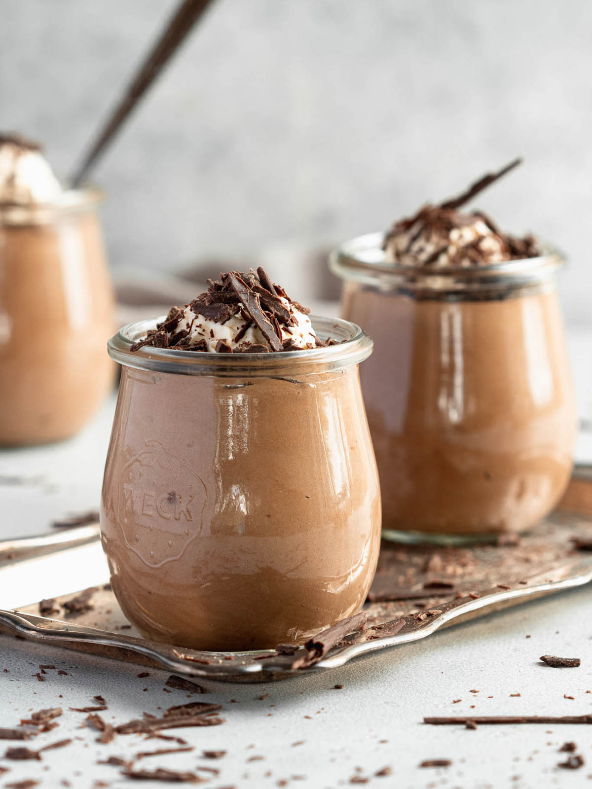 Two individual servings of toblerone mousse.