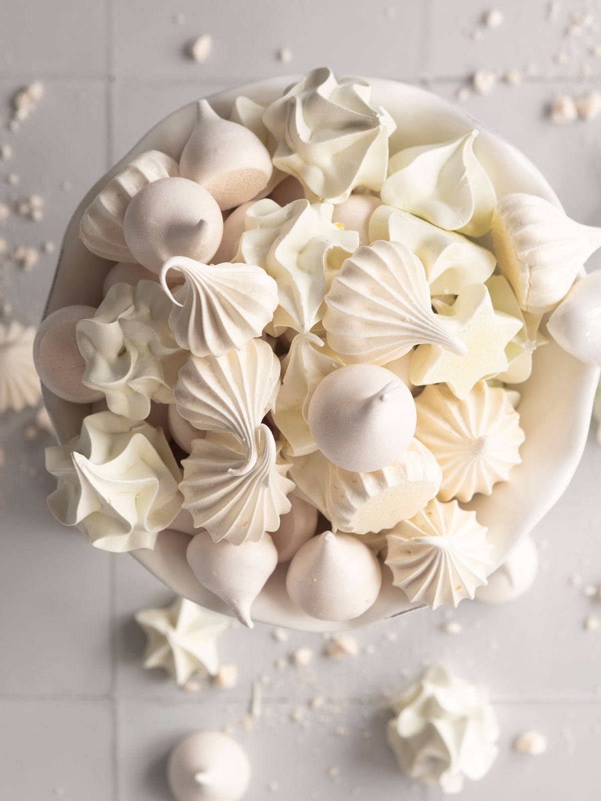 How to make perfect mini meringues that are crisp and last for weeks.