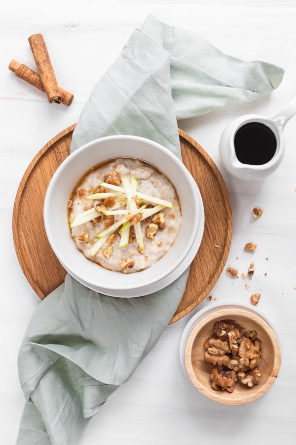 porridge with candied walnuts